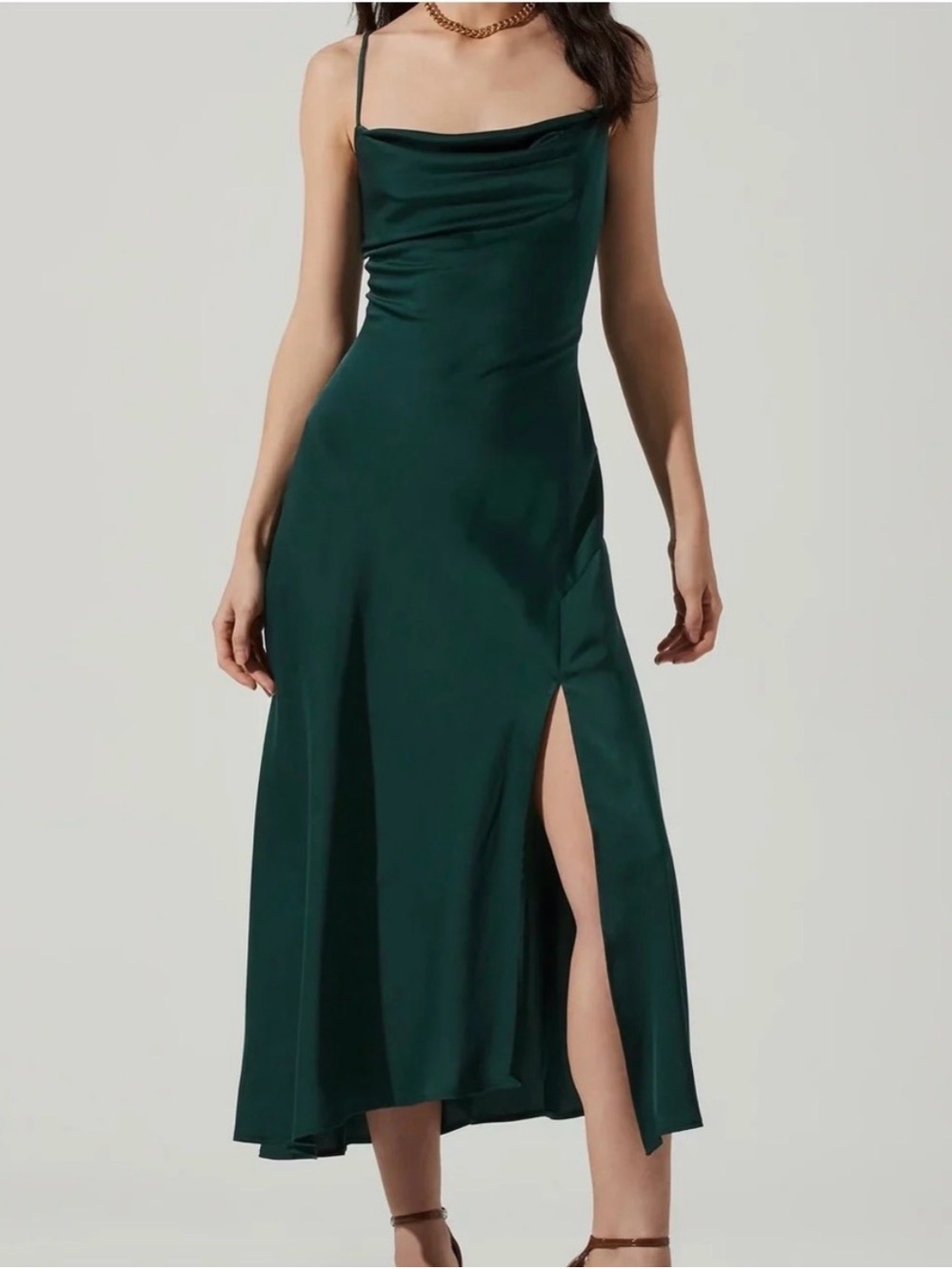 ASTR Gaia Midi Dress in Emerald Green